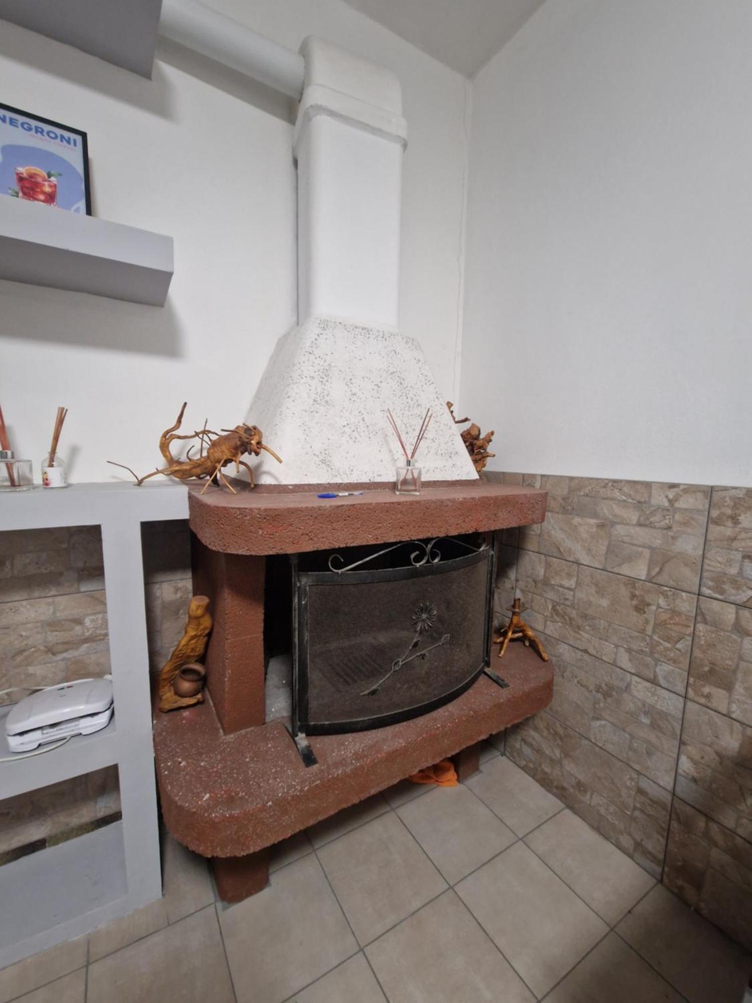 Underground Home Vicino Metropolitana Comasina Cormano Εξωτερικό φωτογραφία